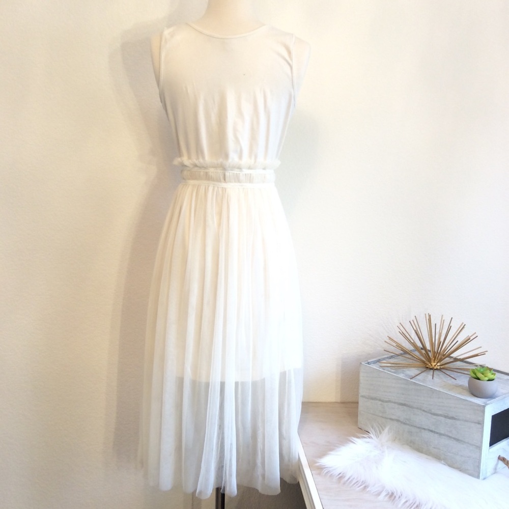 ⚜️Chelsea & Violet/Anthropologie⚜️ Tulle M